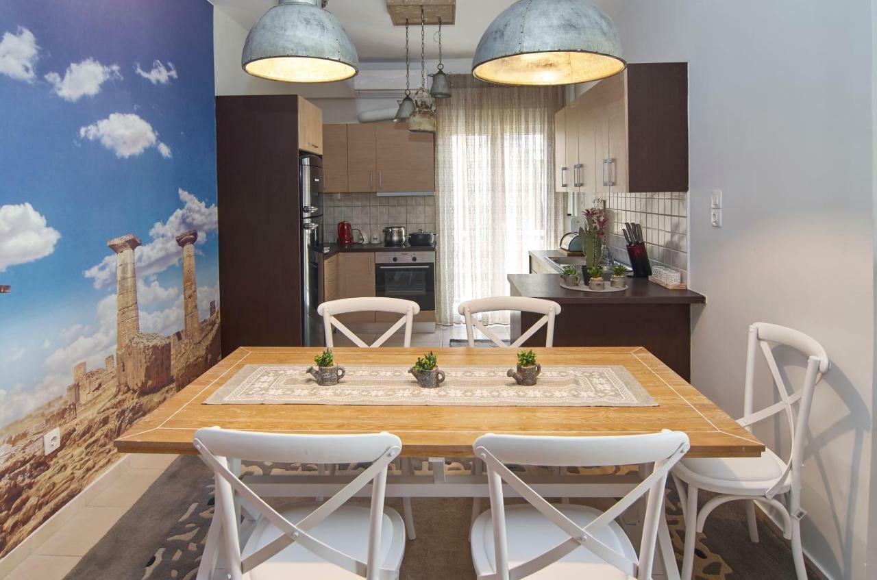 Just Athens Apt 130Sqm One Step From Metro Exterior photo